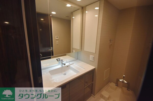 ザ・グランクラッセ日本橋イーストの物件内観写真